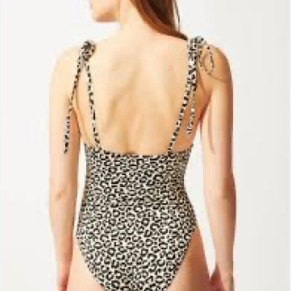 Solid & Striped Leopard Print Women's one piece swimsuit